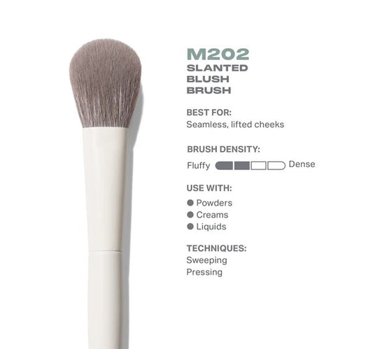 M202 SLANTED BLUSH BRUSH