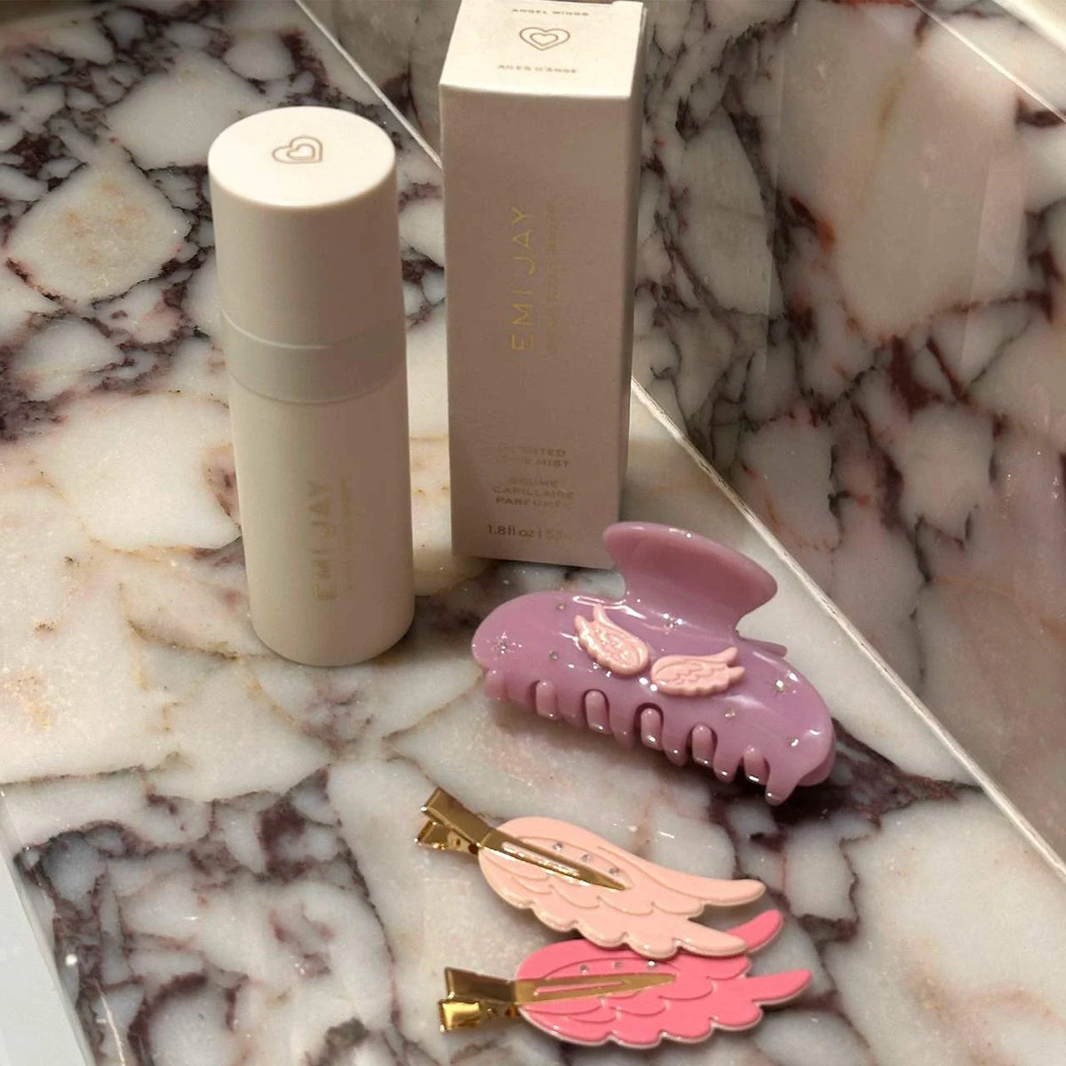 popstar clips in pink aura