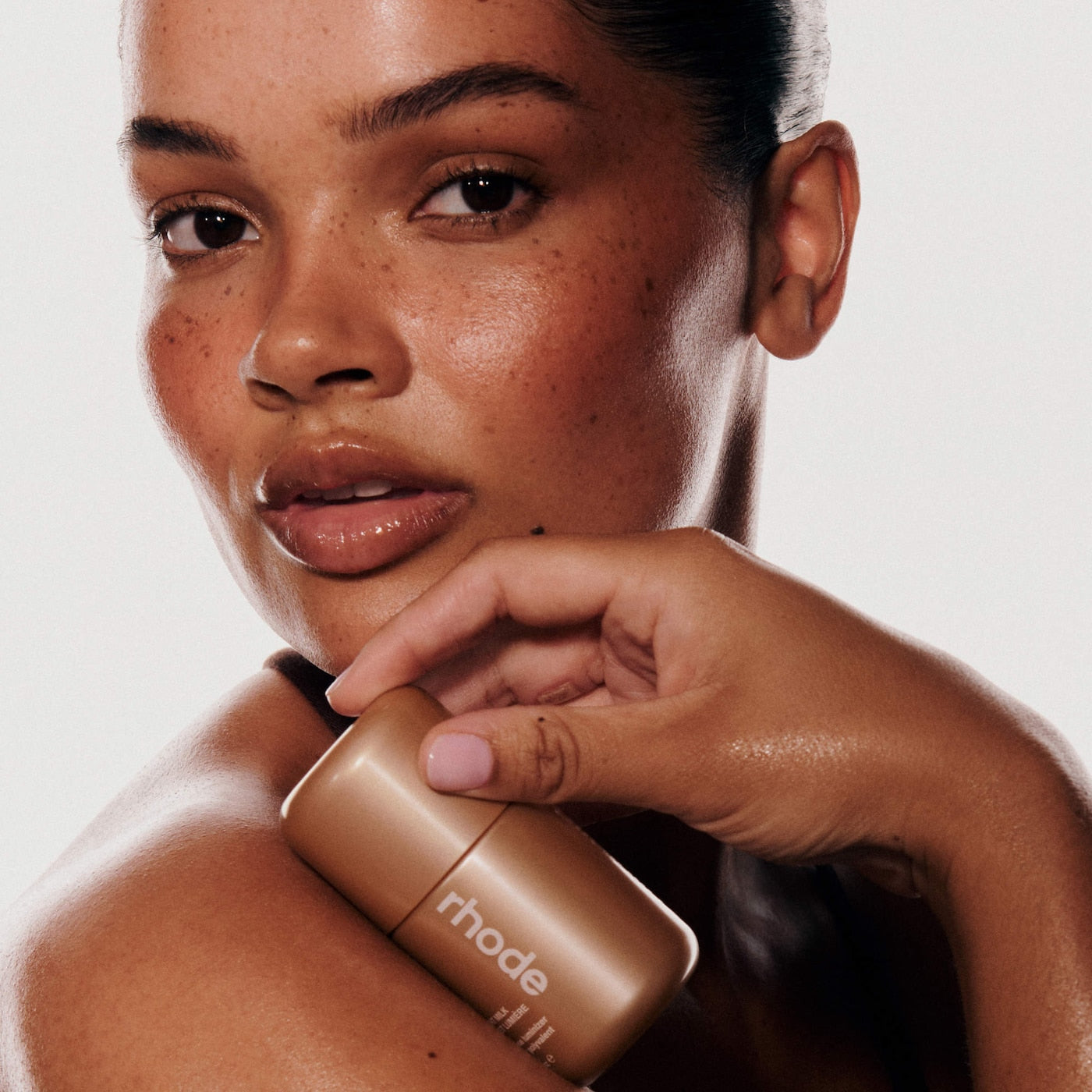 highlight milk multipurpose luminizer